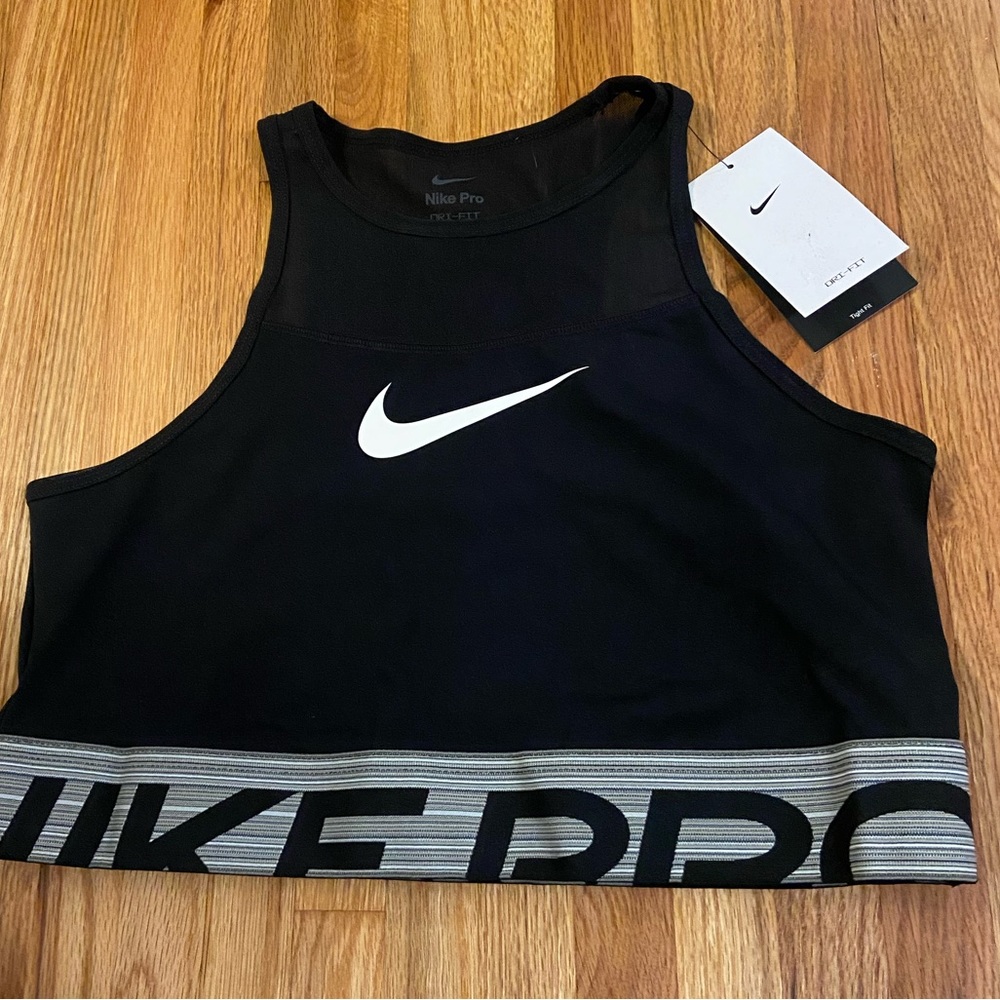 Women’s Nike Pro Training Sports Bra Size Large NWT